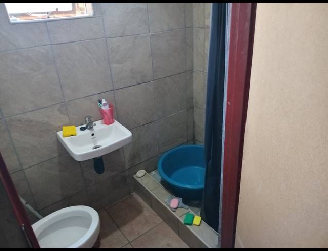 6 BEDROOM FREEHOLD FOR SALE IN COSMO CITY